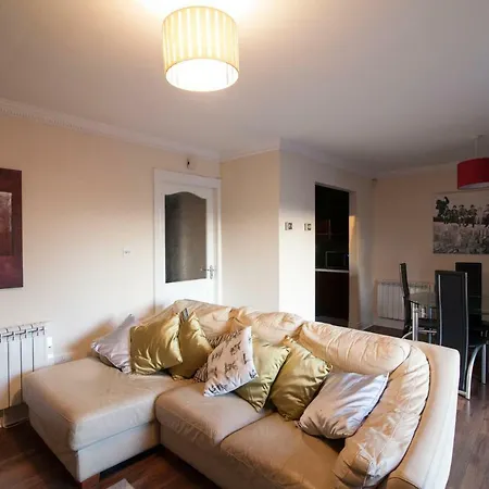 Gentian By The Sea Side In Salthill Appartement