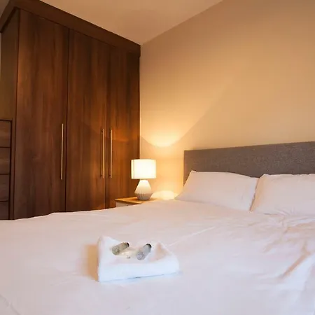 Gentian By The Sea Side In Salthill Appartement *